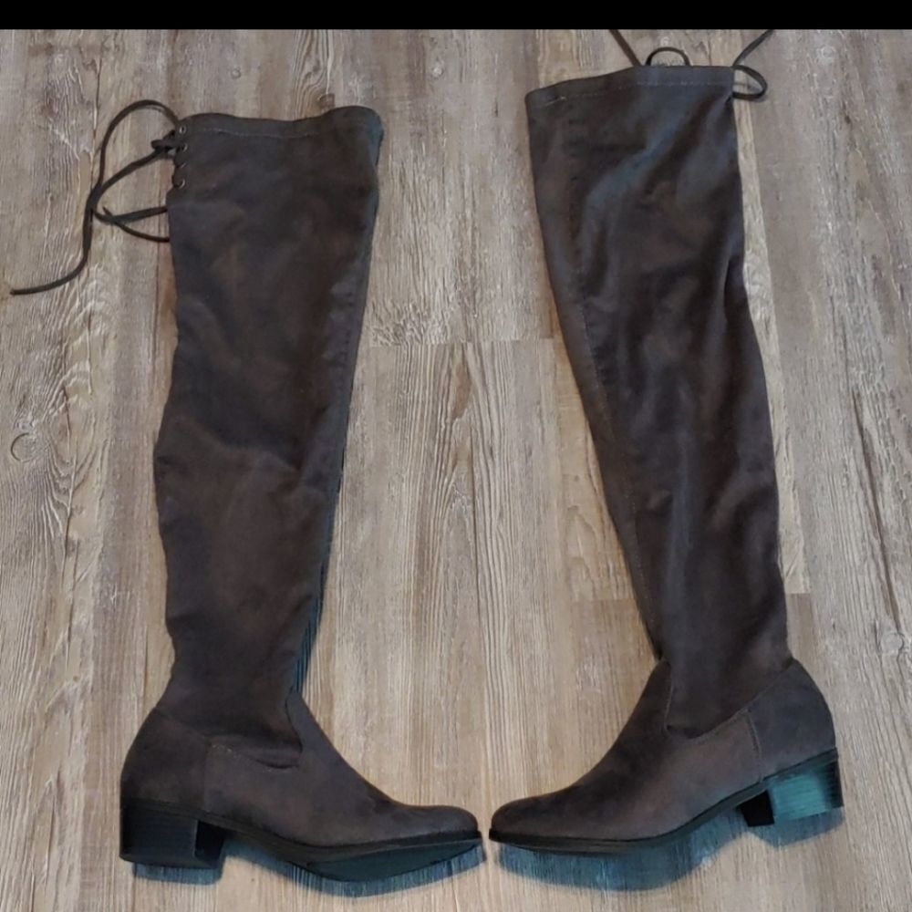 JustFab grey abbie flat over the knee boots Sz 7